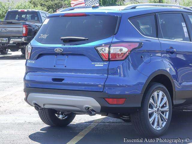 2017 Ford Escape Titanium 4dr SUV